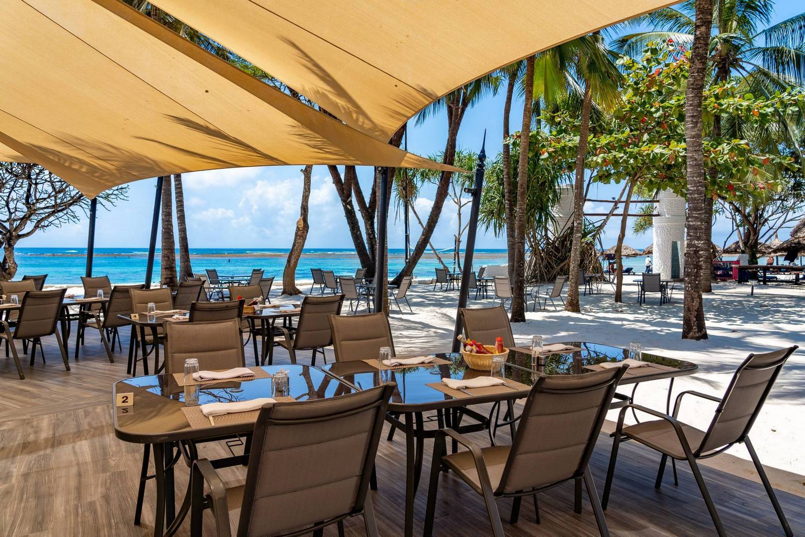 Southern Palm Beach Resort - Photo Gallery